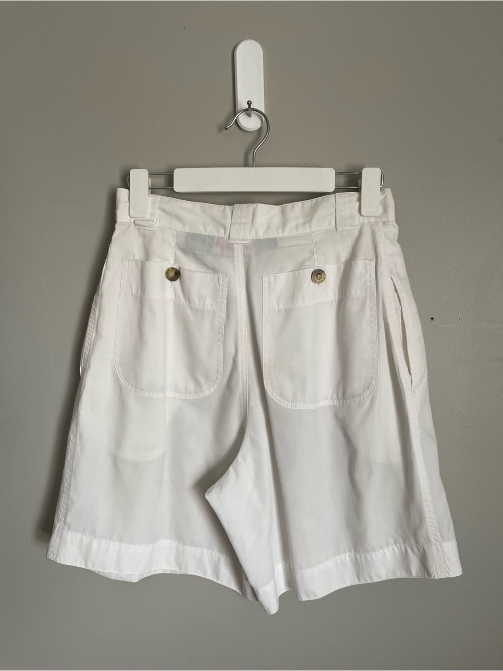 OUTBACK RED | Vintage White Pleated High-Waisted Shorts Sz 10 - Picture 6 of 11